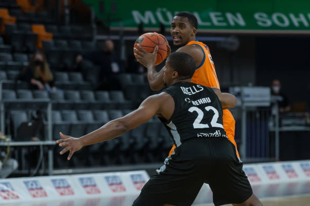 更高排名的 更高排名的