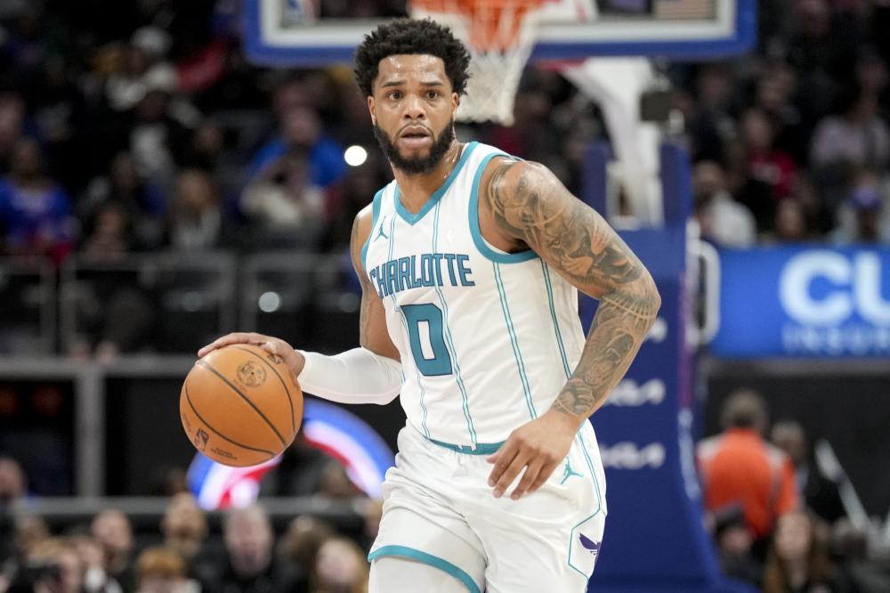 而是中国足 而是中国足