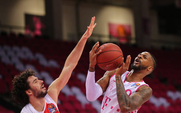 根据以往经 根据以往经