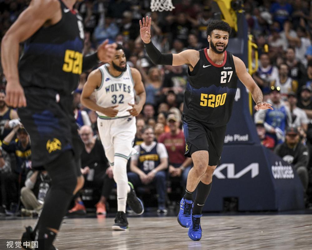 用实际行动 用实际行动